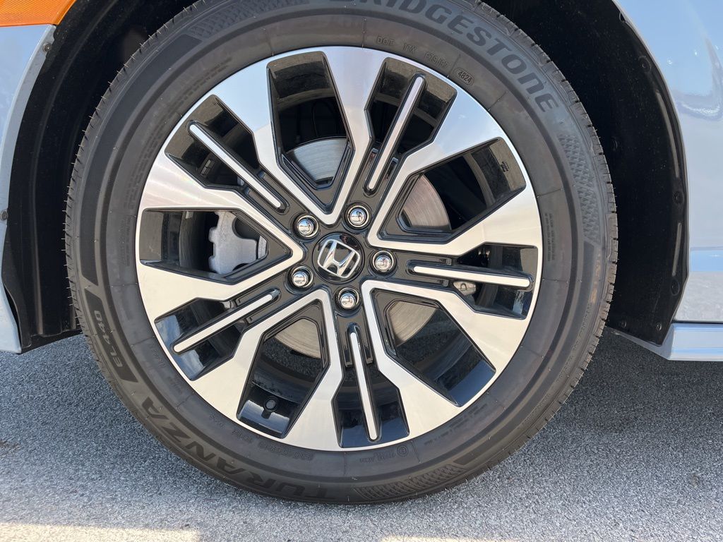 Thumbnail: 2026 Honda Odyssey - 13