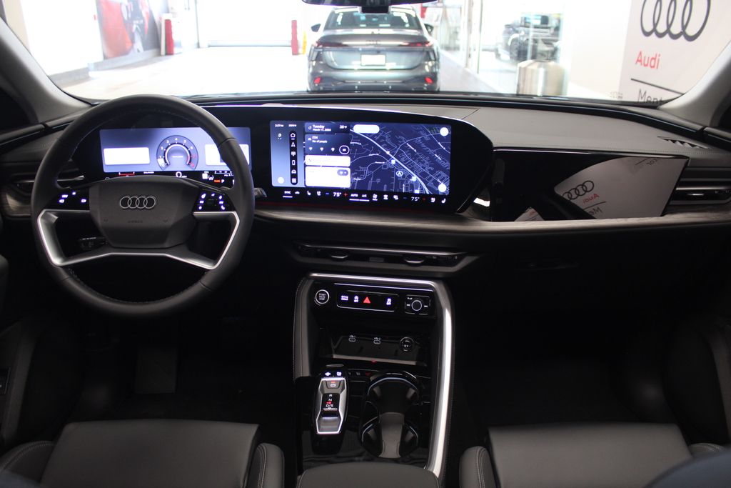 Thumbnail: 2026 Audi Q5 - 10