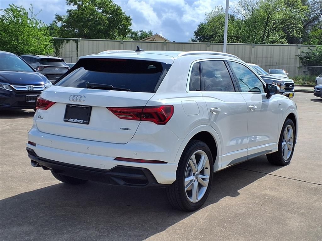 2019 Audi Q3 2.0T Premium - 3