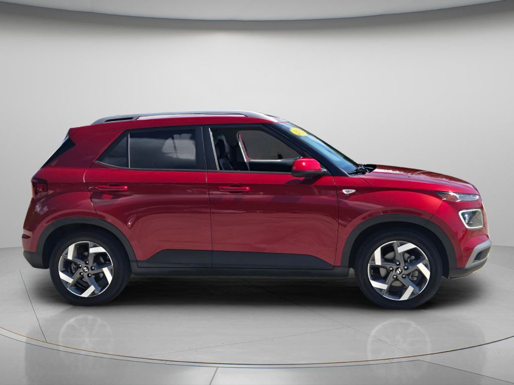 2022 Hyundai Venue - $16,300
