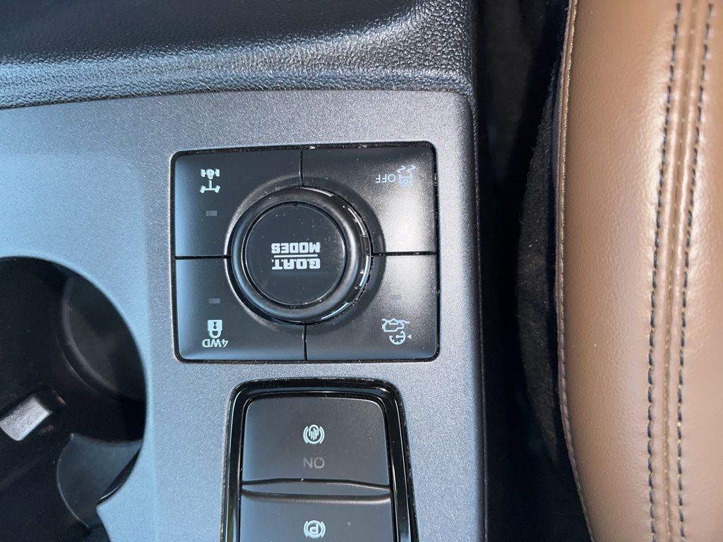 Thumbnail: 2021 Ford Bronco Sport - 17