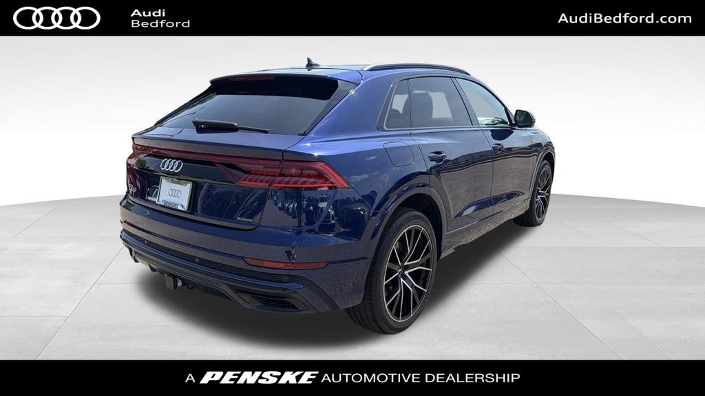 Thumbnail: 2020 Audi Q8 - 6