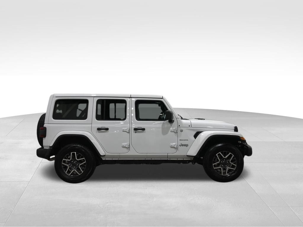 2024 Jeep Wrangler 4-Door Sahara 4x4