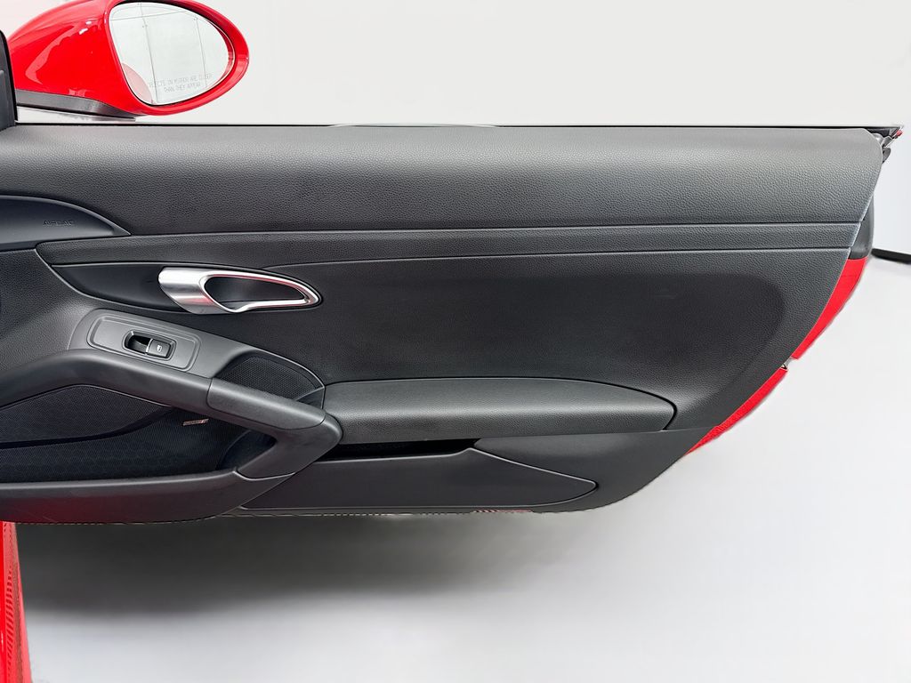 Thumbnail: 2022 Porsche 718 Boxster - 24