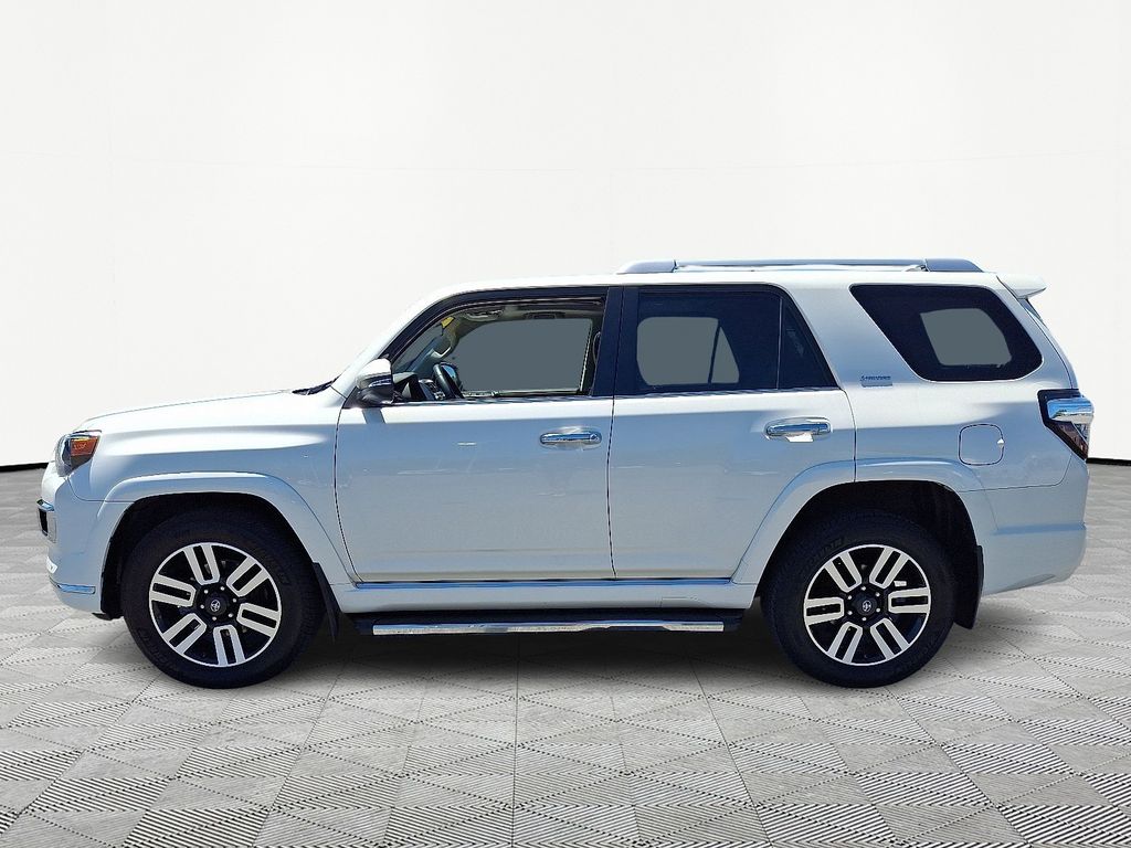 2018 Toyota 4Runner — photo 4