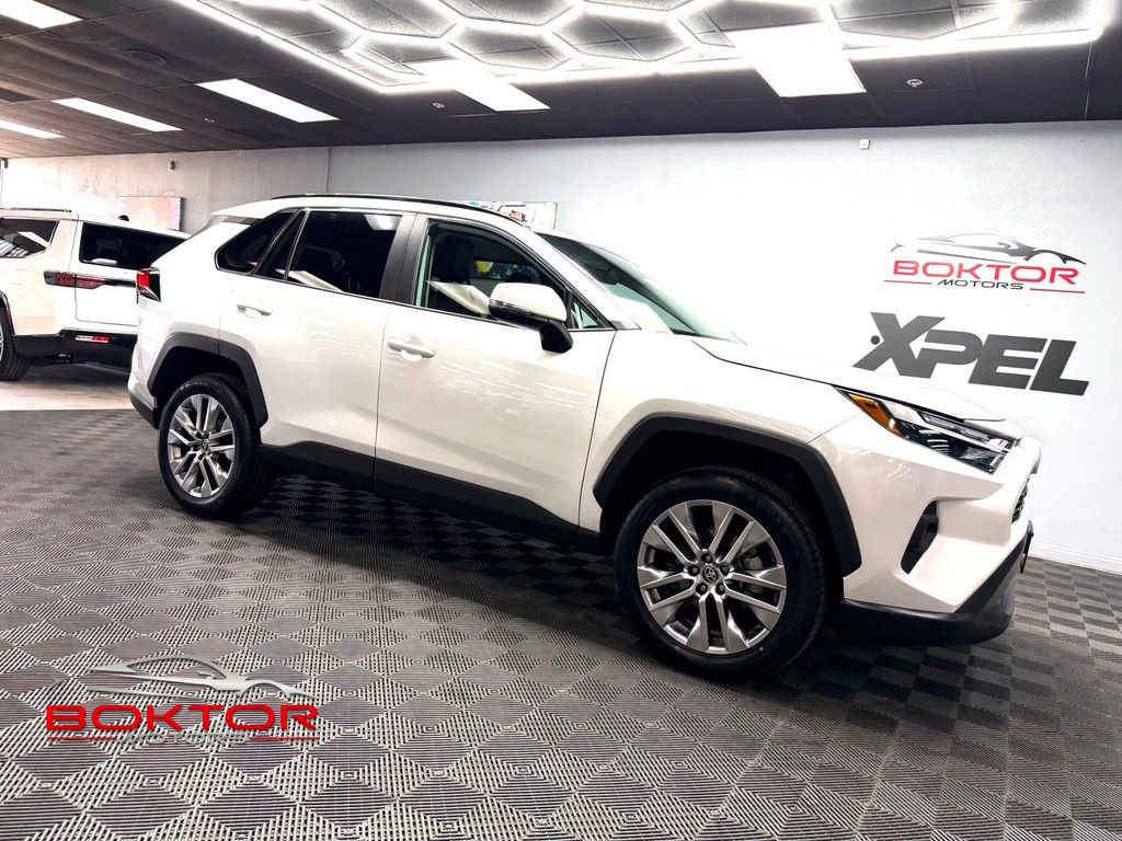 Pearl 2024 Toyota RAV4 SUV / Crossover Front-Wheel Drive 8-Speed Automatic
