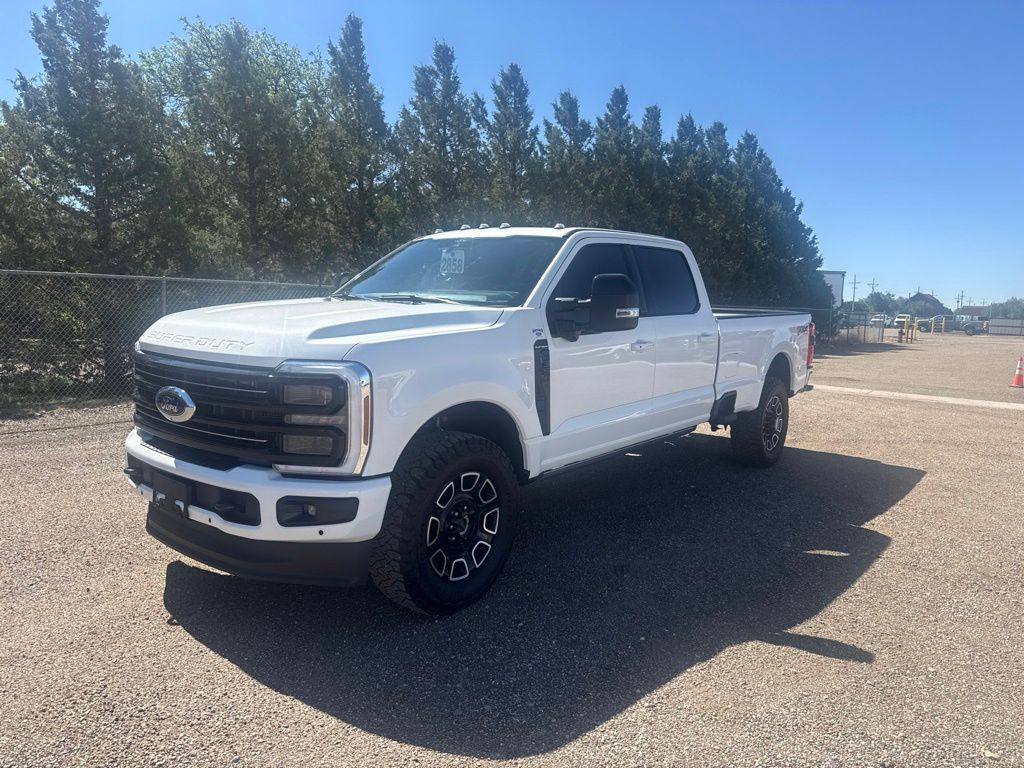 2025 Ford F-350SD Platinum