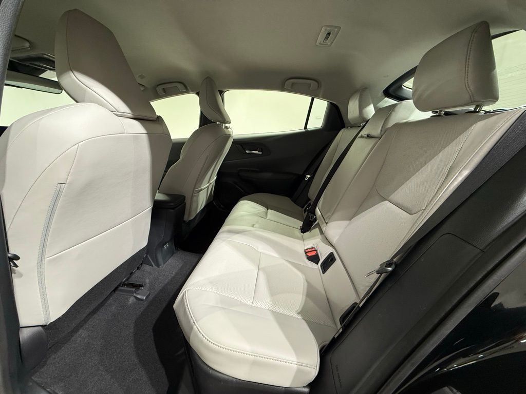 Thumbnail: 2024 Toyota Prius - 18