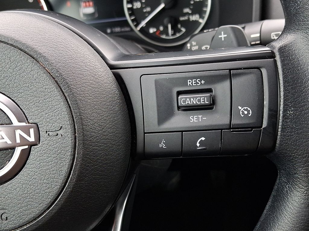 2023 Nissan Rogue — photo 21
