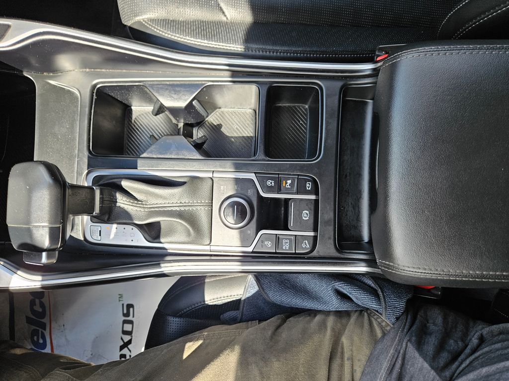 Used 2024 Kia Sorento SUV