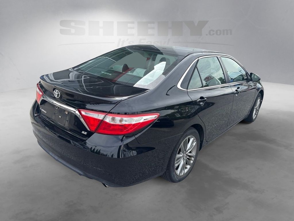 Used 2016 Black Toyota SE image 10