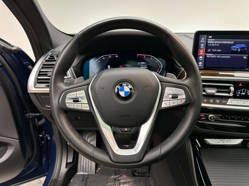 Thumbnail: 2025 BMW X4 - 18