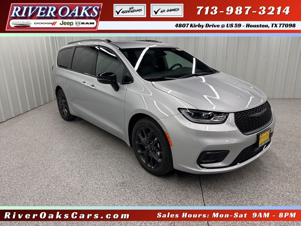 2026 Chrysler Pacifica Select - 0