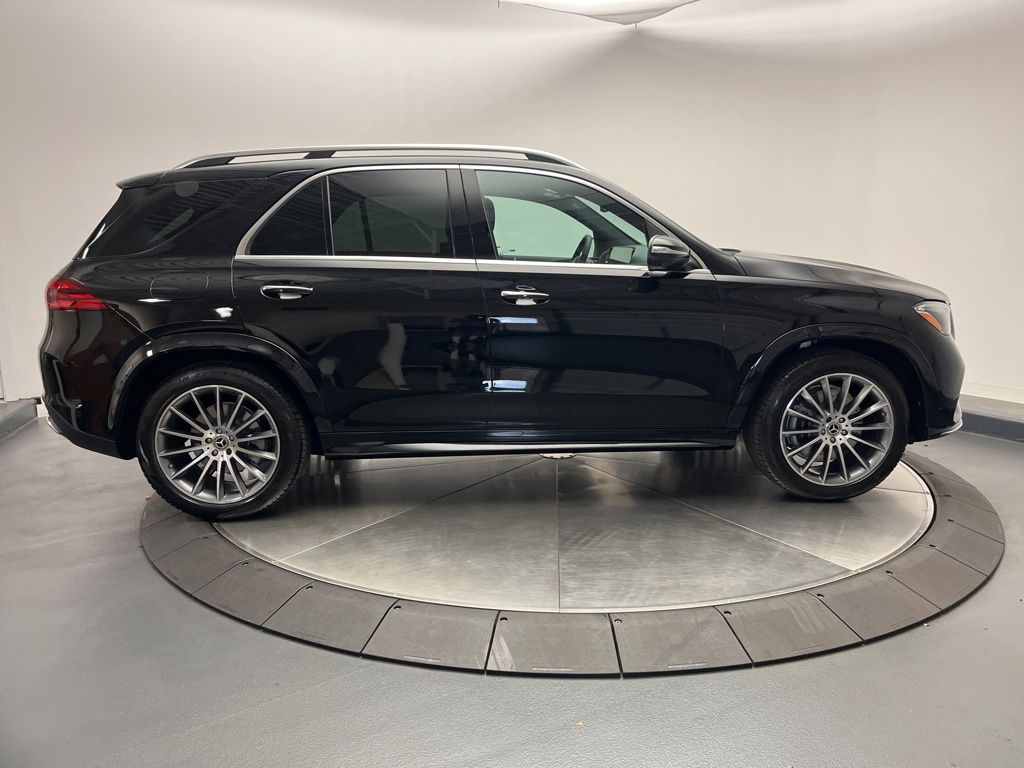 Thumbnail: 2026 Mercedes-Benz GLE - 7