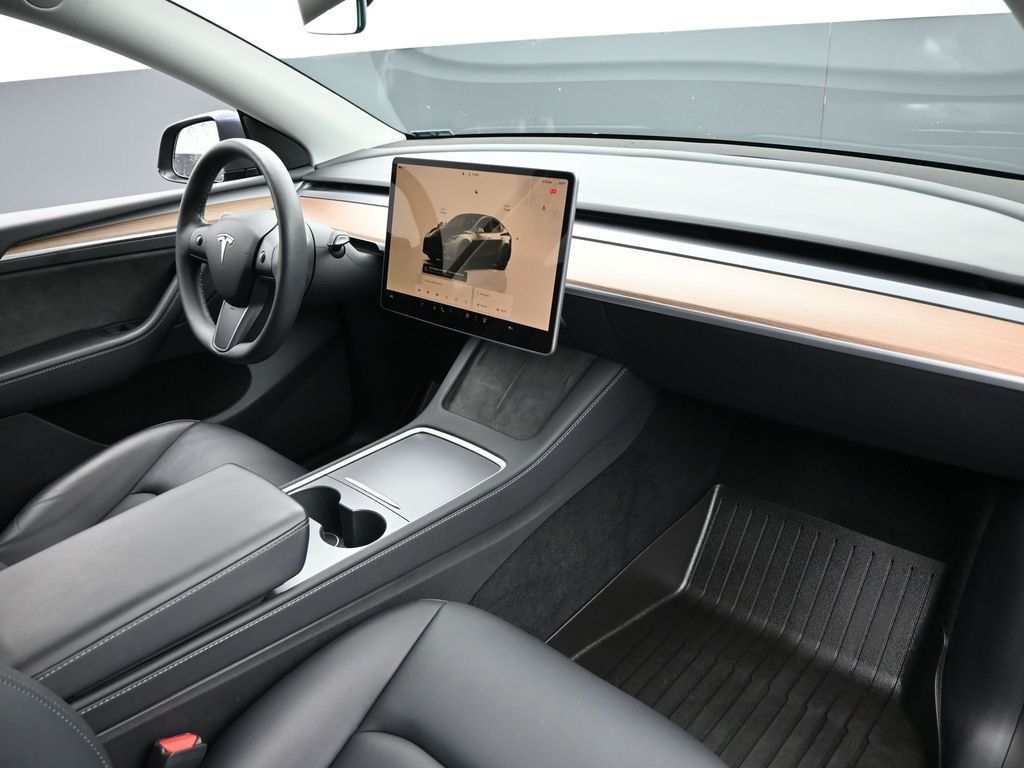 2023 Tesla Model Y Performance Dual Motor All-Wheel Drive