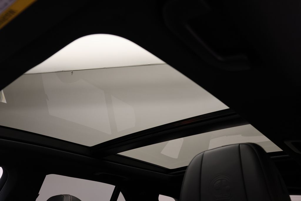 Thumbnail: 2026 Mercedes-Benz GLE - 18