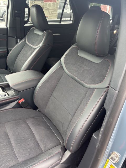 FordExplorer15