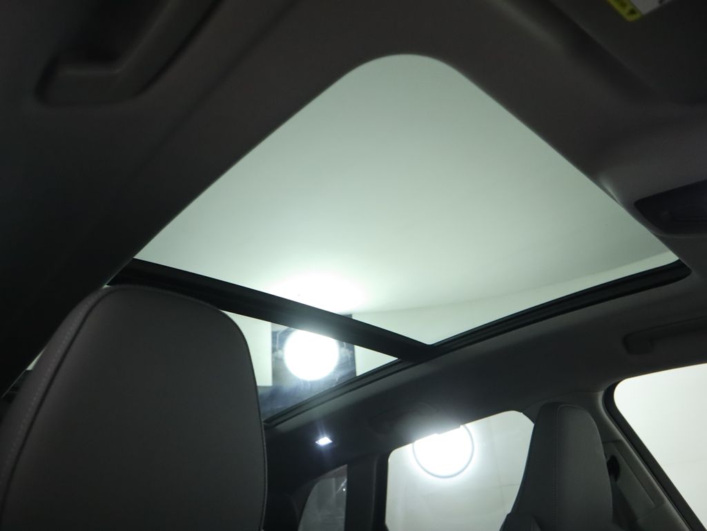 Thumbnail: 2025 Audi Q5 - 20