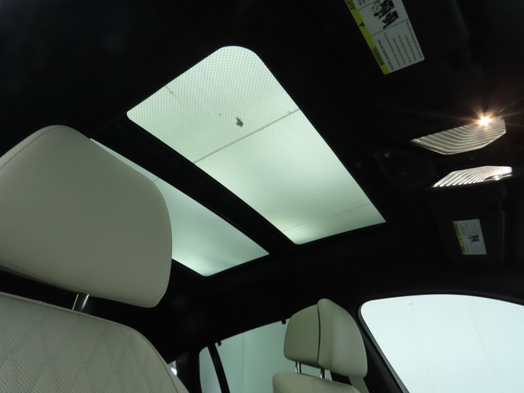 Thumbnail: 2026 BMW X6 - 19