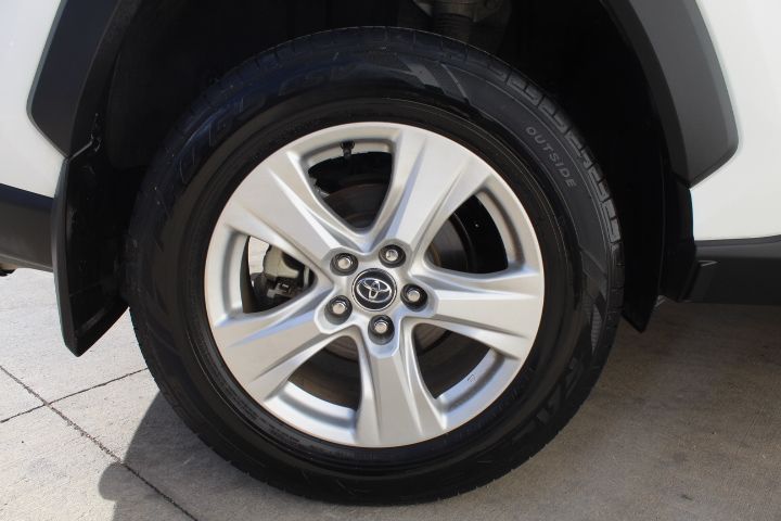 Used Car 2021 Toyota Rav4  Xle For Sale Under $25,000 In Georgetown, Texas