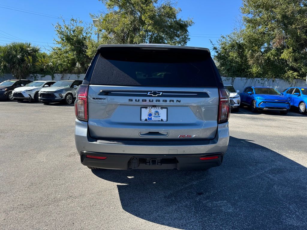 2023 Chevrolet Suburban RST 7