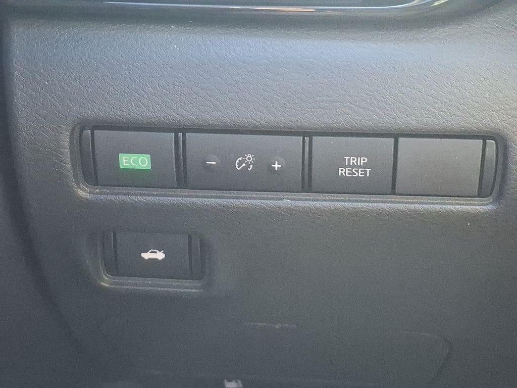 Thumbnail: 2024 Nissan Sentra - 23