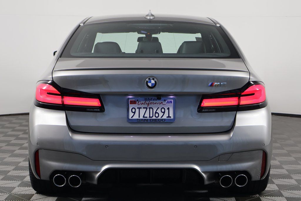 Thumbnail: 2022 BMW M5 - 5