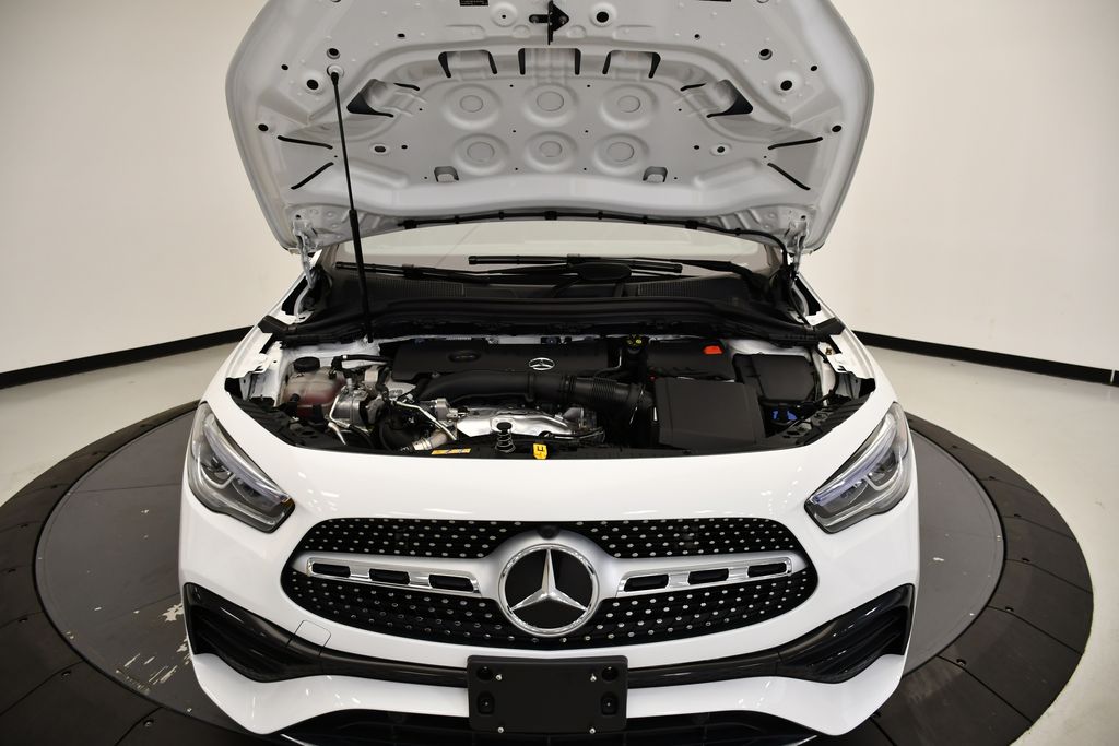 Thumbnail: 2023 Mercedes-Benz GLA - 12