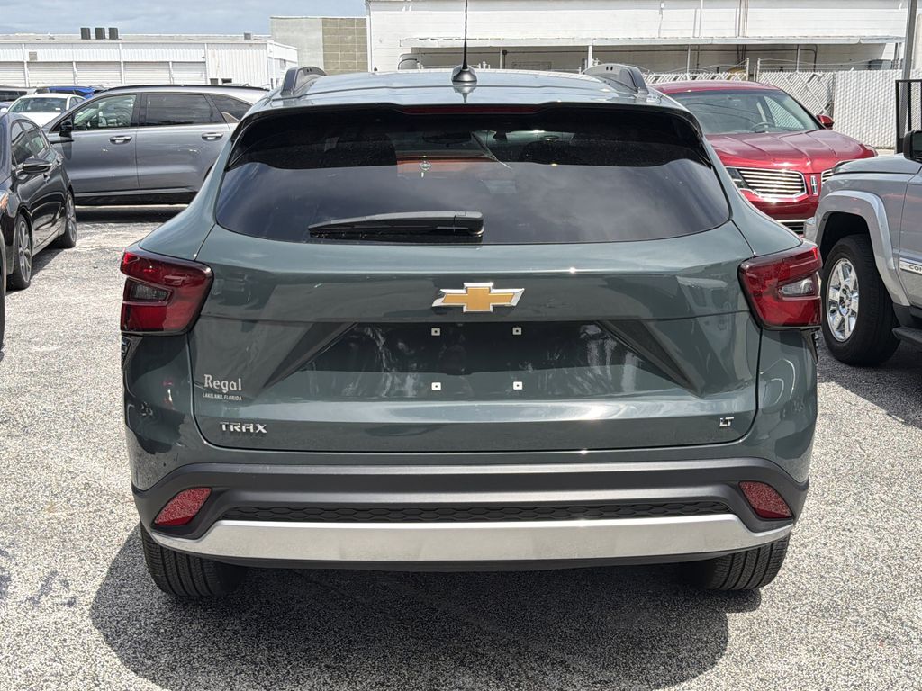 used 2025 Chevrolet Trax car, priced at $19,391