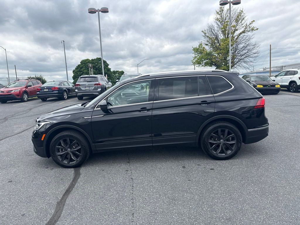 2024 Volkswagen Tiguan 2.0T SE Black at Audi Porsche Sewickley