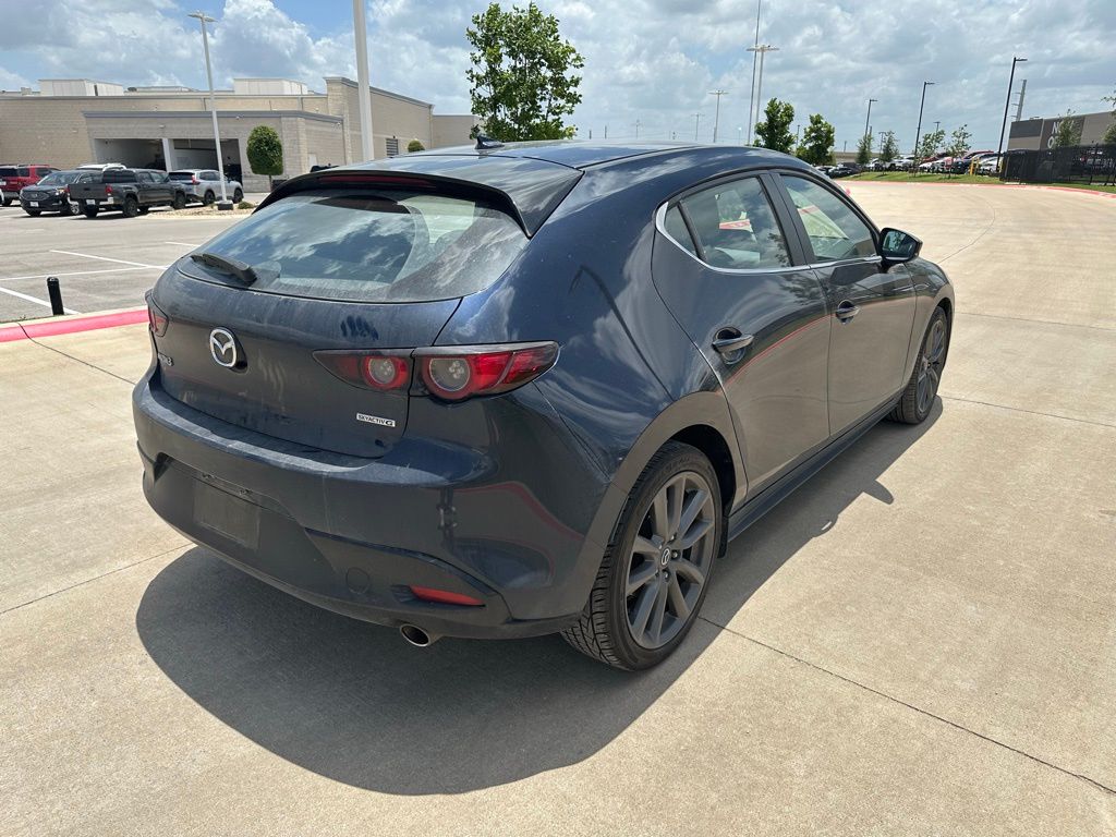 Thumbnail: 2019 Mazda Mazda3 - 3