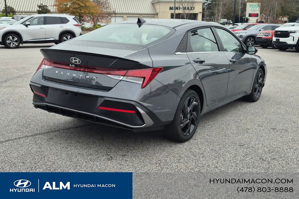 New 2026 Gray HYUNDAI SEL Sport Plus image 6