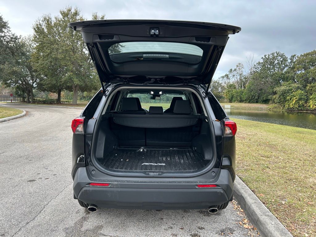 Thumbnail: 2024 Toyota RAV4 - 10