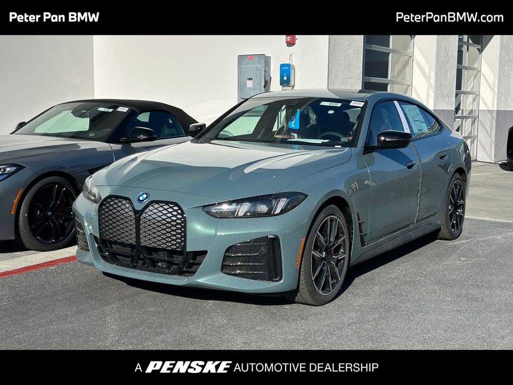 Thumbnail: 2025 BMW i4 - 1