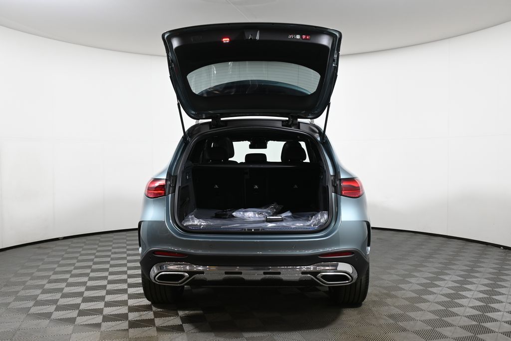 Thumbnail: 2026 Mercedes-Benz GLC - 28