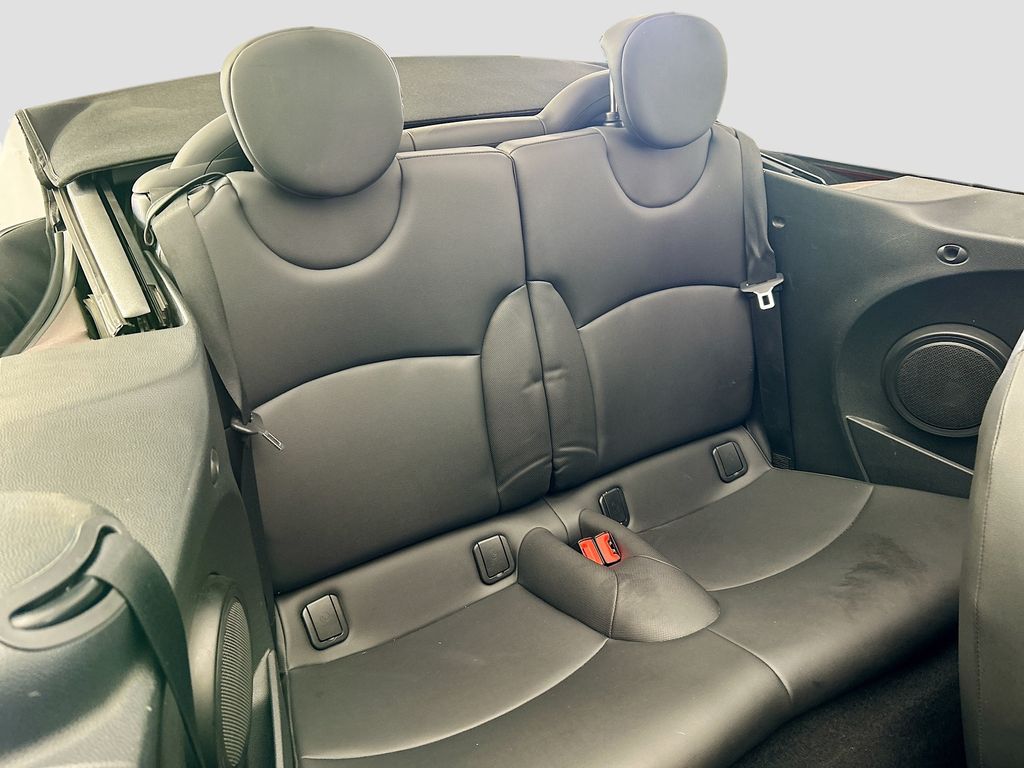 Thumbnail: 2013 MINI Cooper - 18