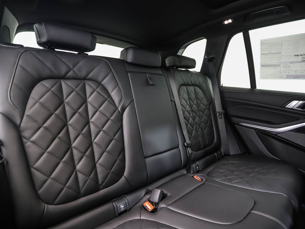 Thumbnail: 2026 BMW X5 - 27