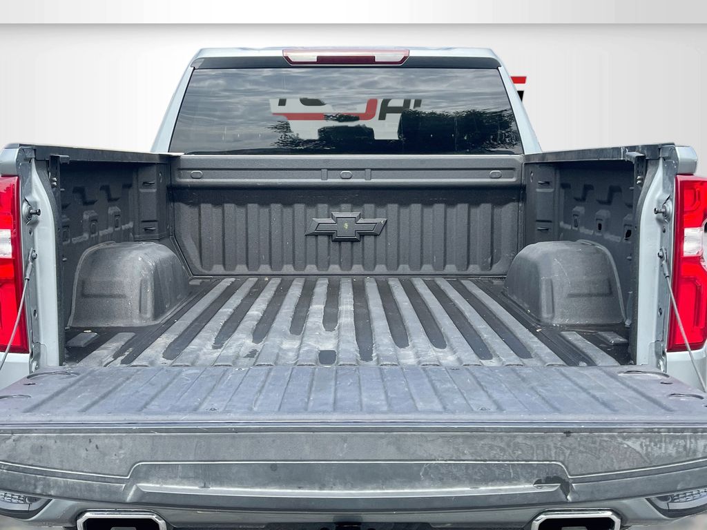 Used 2023 Sterling Gray Metallic Chevrolet RST image 25
