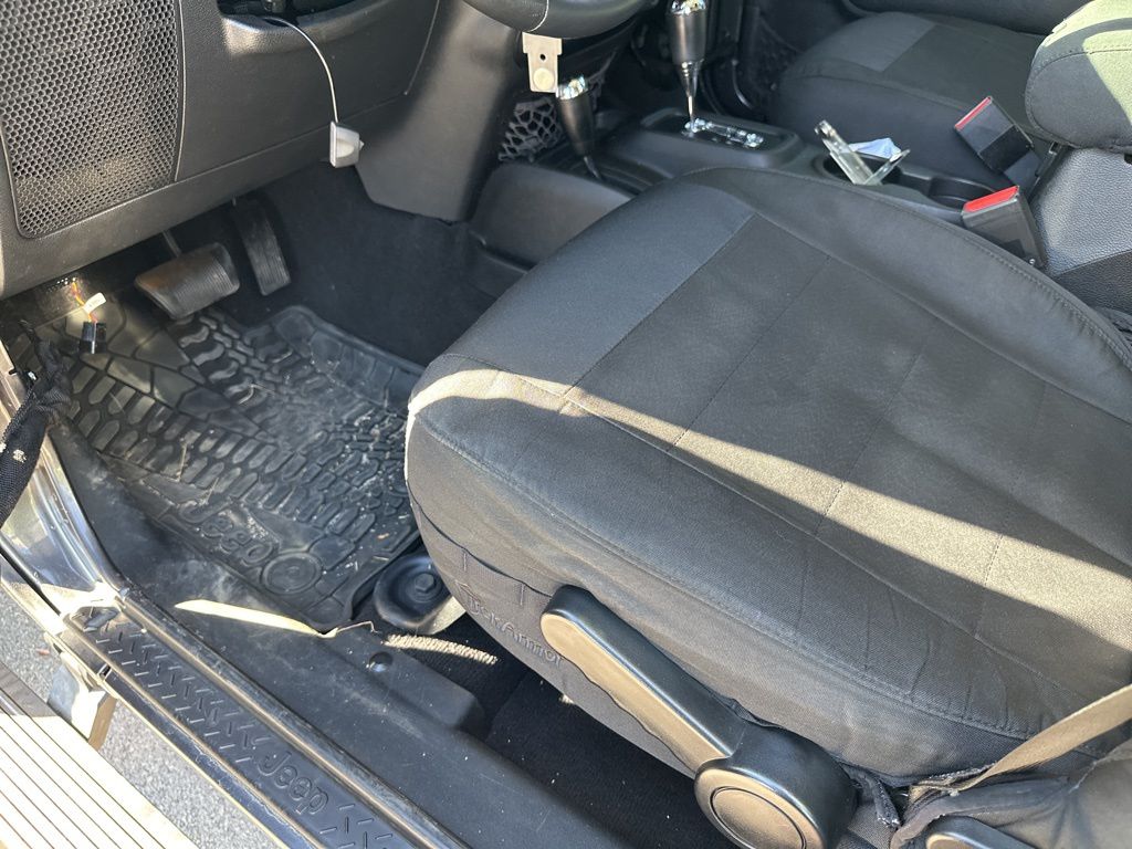 Used Car 2014 Jeep Wrangler  Unlimited Rubicon For Sale Under $25,000 In Austin, Texas