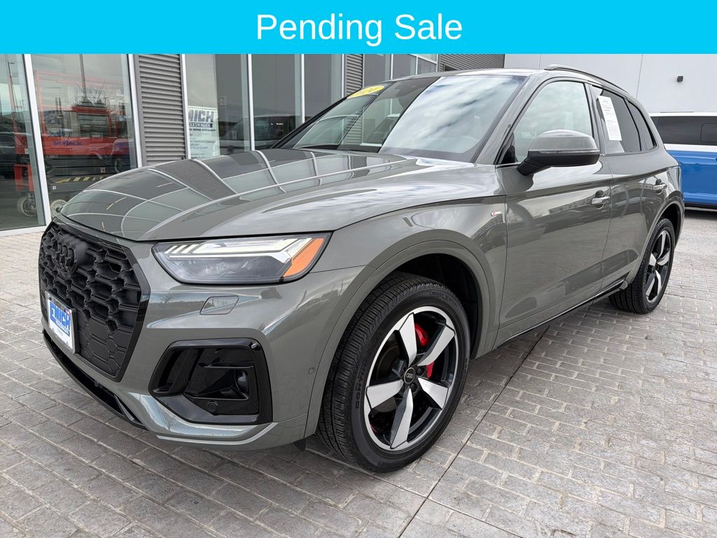 2024 Audi Q5 quattro Prestige S Line 45 TFSI
