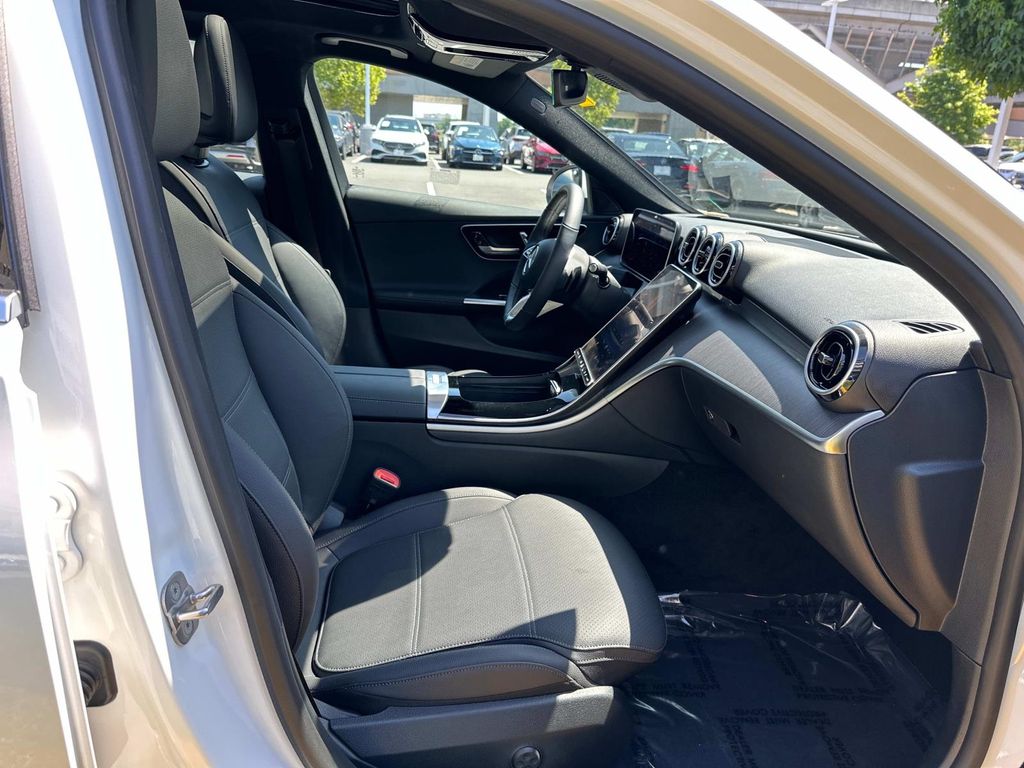 Thumbnail: 2021 Mercedes-Benz GLE - 19