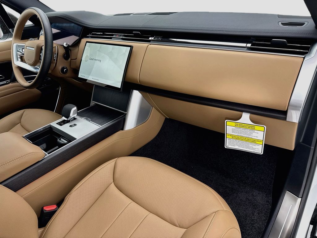 Thumbnail: 2026 Land Rover Range Rover - 16