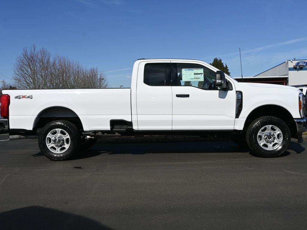 2025 Ford F-250 Super Duty XLT
