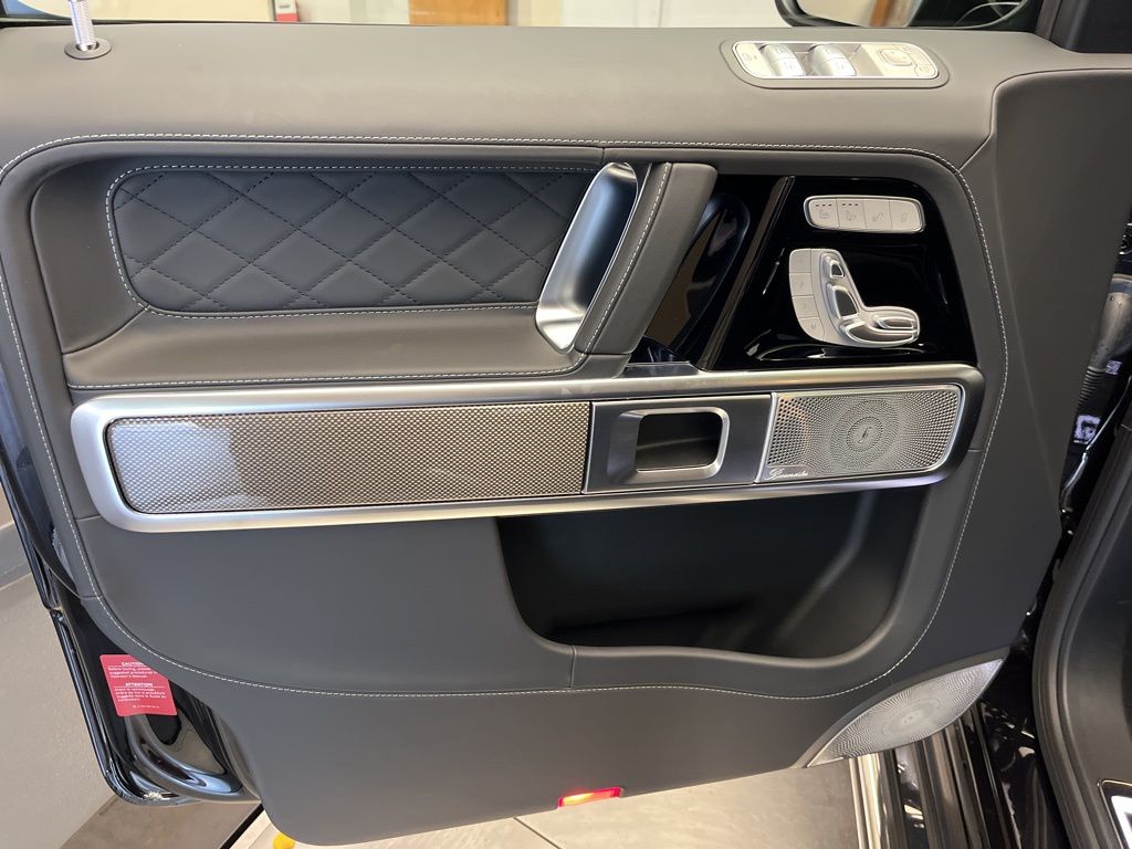 Thumbnail: 2025 Mercedes-Benz G-Class - 11