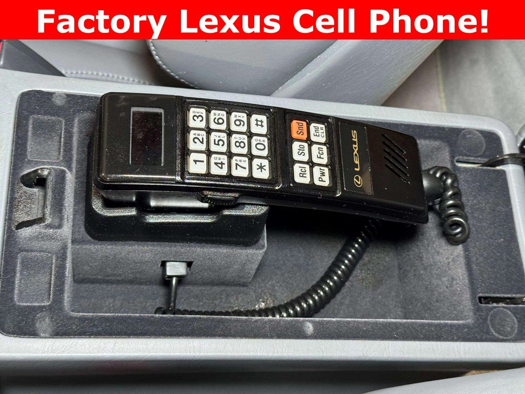 Used 1992 White Lexus 400 image 14