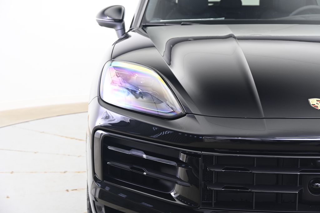 Thumbnail: 2025 Porsche Cayenne - 11