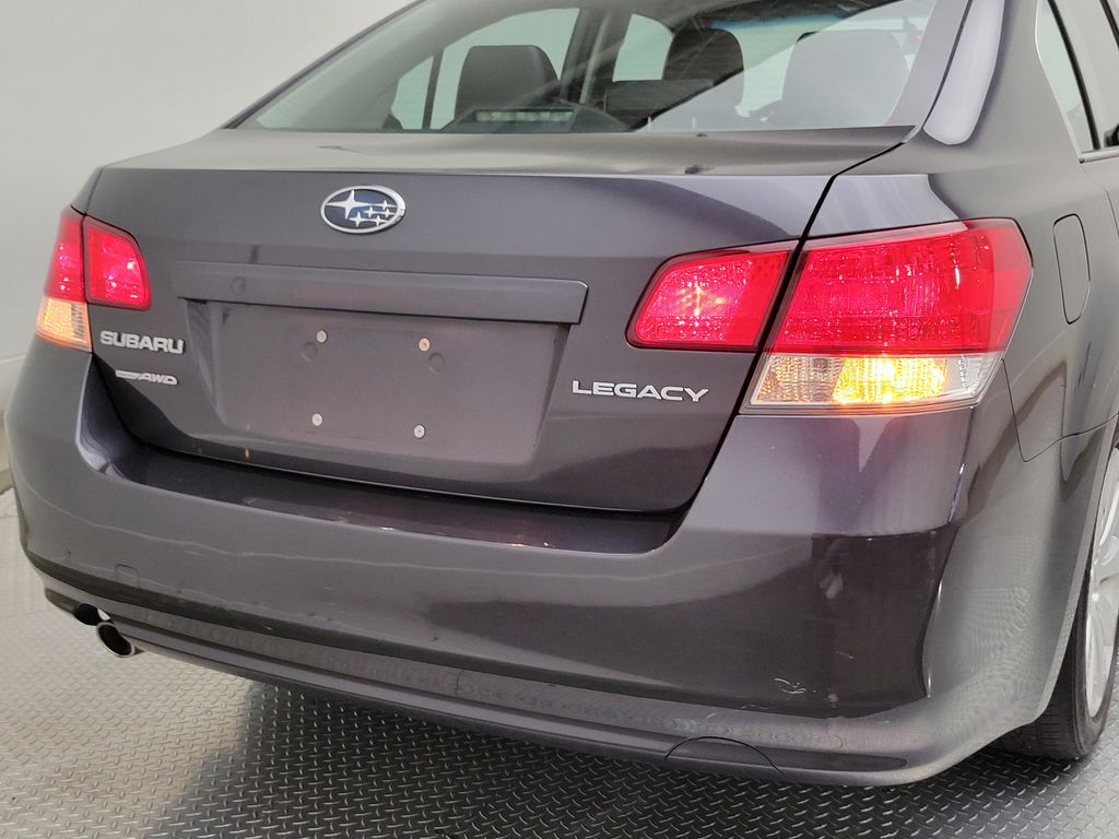Thumbnail: 2012 Subaru Legacy - 7
