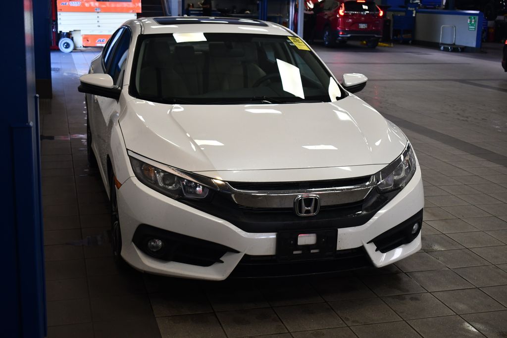 Thumbnail: 2016 Honda Civic - 3