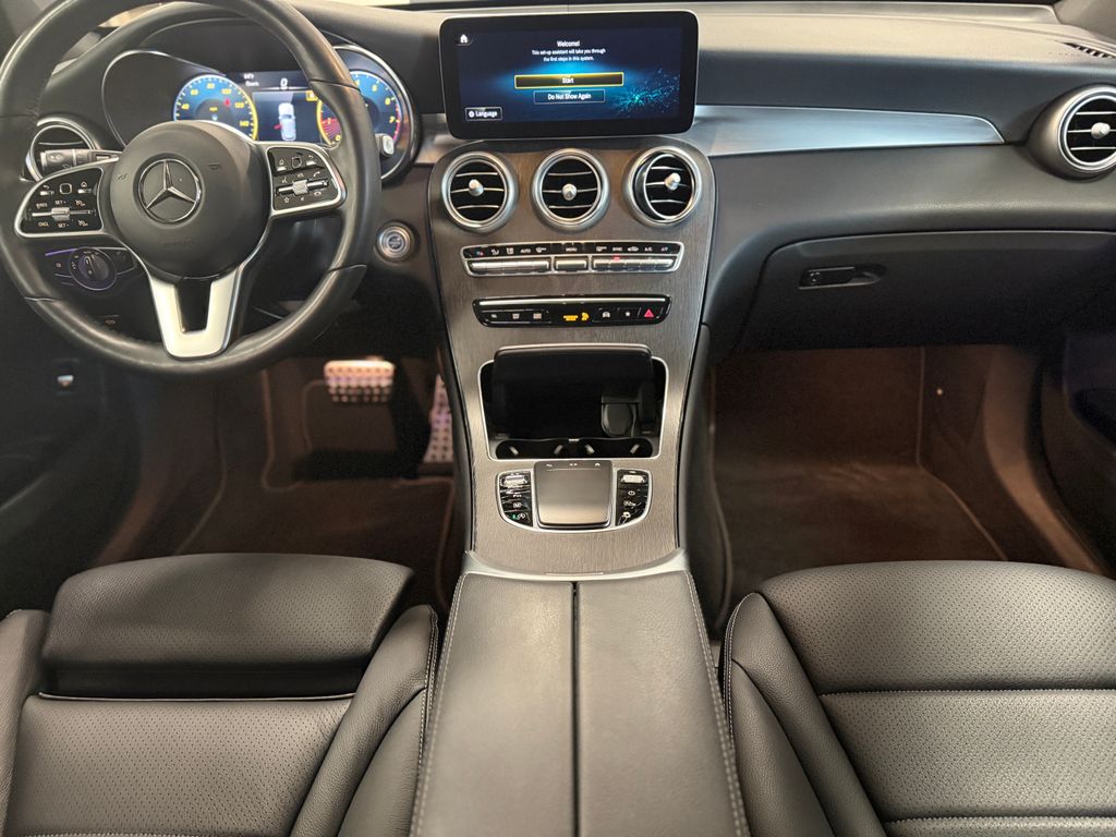 Thumbnail: 2022 Mercedes-Benz GLC - 27