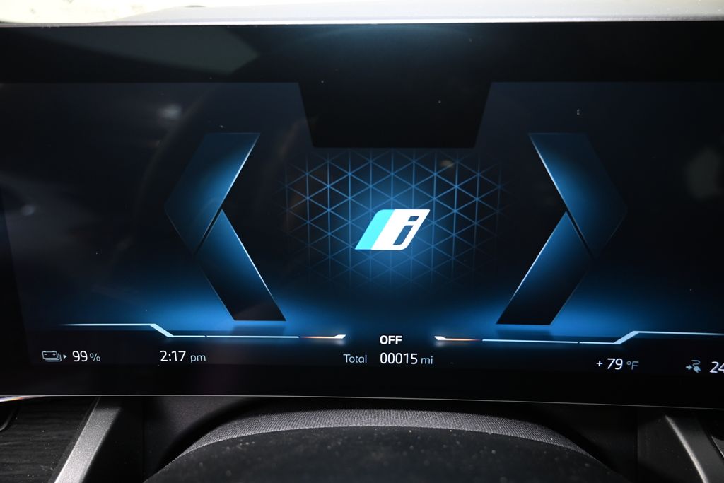Thumbnail: 2026 BMW i5 - 26